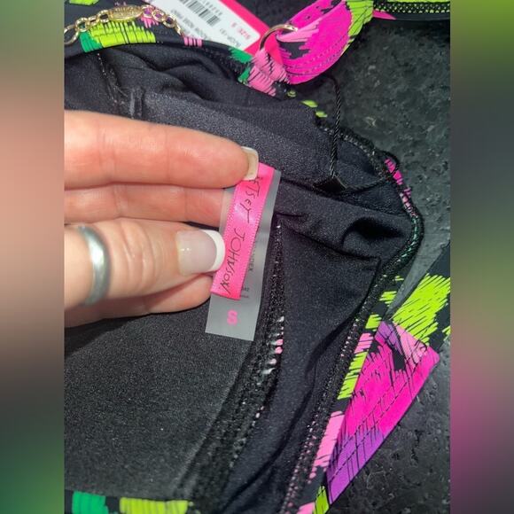 NEW BETSEY JOHNSON BRIGHT FLORAL ONE PIECE SWIMSUIT SZ XL - Picture 9 of 12